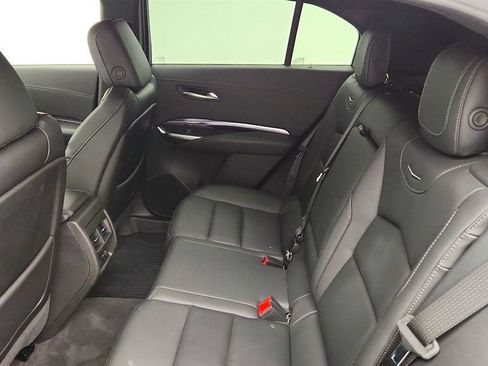 Used 2023 Cadillac XT4 Luxury w/ Cold Weather Package AWD/4WD image 20