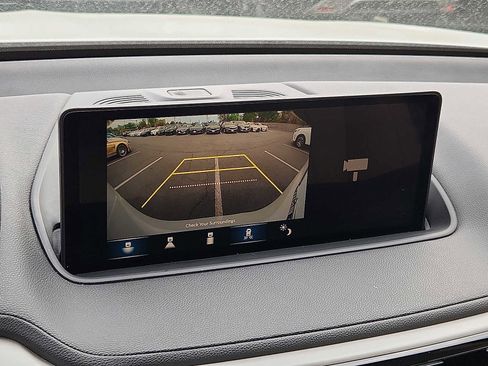 Used 2023 Acura MDX SH-AWD image 17