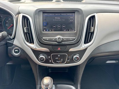 Used 2020 Chevrolet Equinox LS FWD image 26