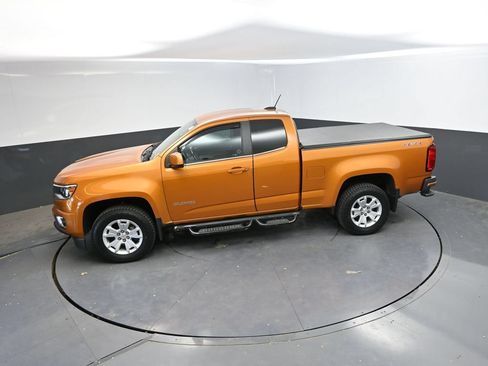 Used 2017 Chevrolet Colorado LT w/ LT Convenience Package AWD/4WD image 29
