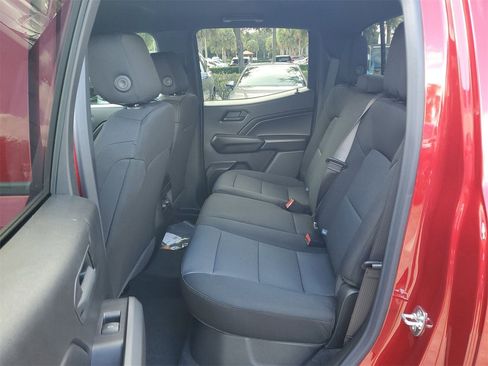 New 2026 Chevrolet Colorado W/T image 9