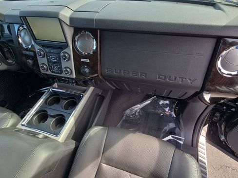 Used 2016 Ford F350 Platinum w/ Snow Plow Prep Package image 35