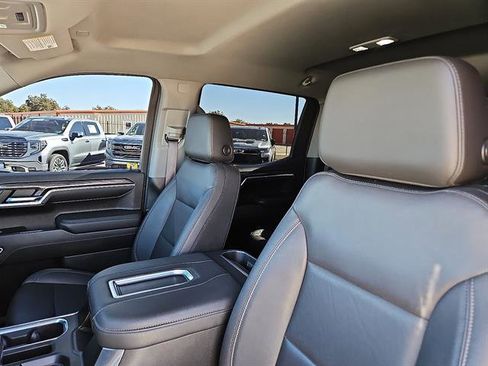 Used 2022 Chevrolet Silverado 1500 LTZ w/ Technology Package image 14