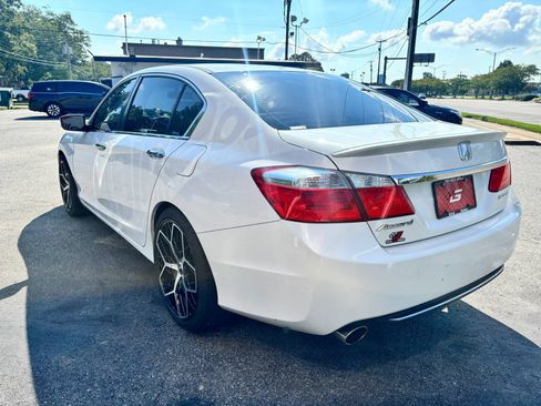 Used 2015 Honda Accord Sport image 5