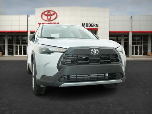 New 2026 Toyota Corolla Cross L image 32