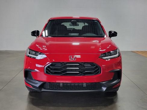 Certified 2025 Honda HR-V Sport image 3
