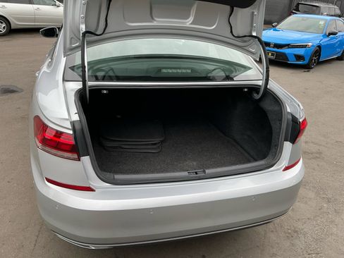 Used 2020 Volkswagen Passat 2.0T SEL image 26
