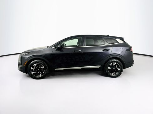 Used 2026 Kia Sportage LX FWD image 4
