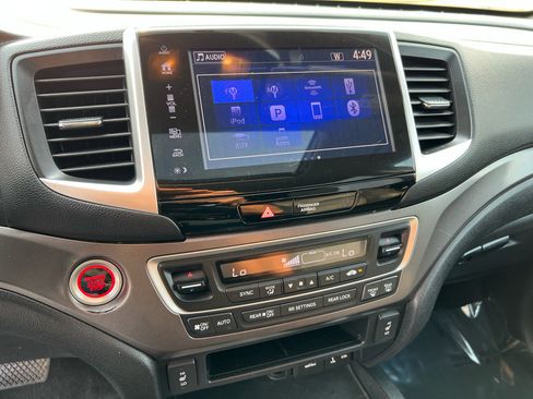 Used 2017 Honda Pilot EX-L image 29