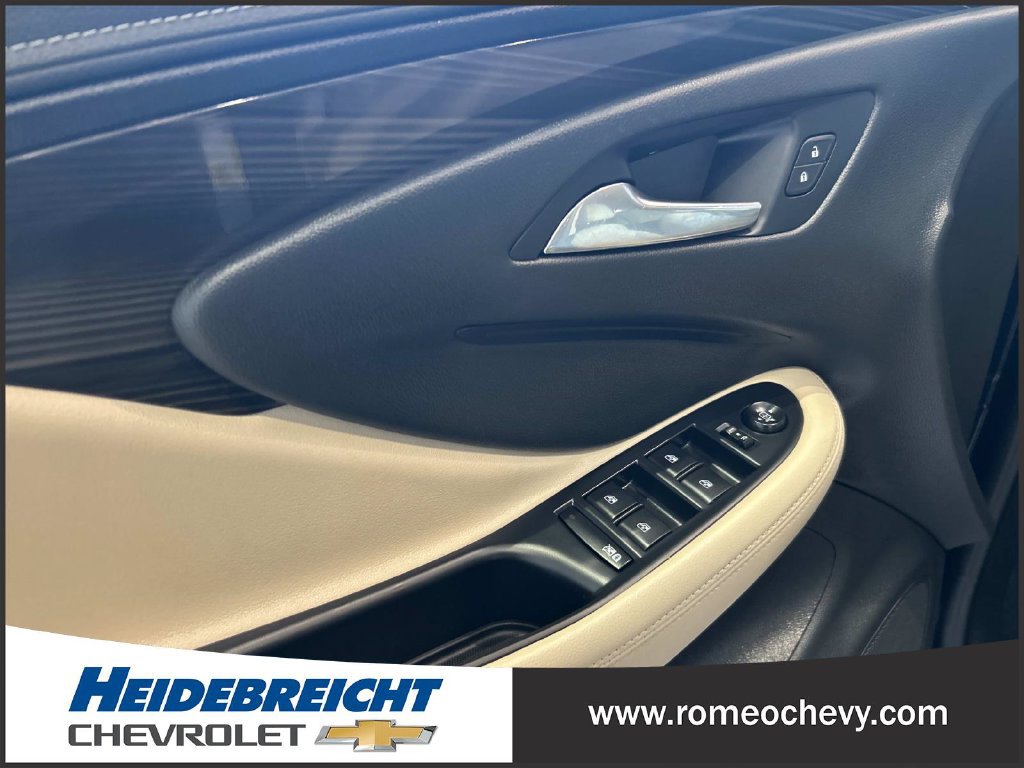 Used 2020 Buick Envision Preferred FWD image 11