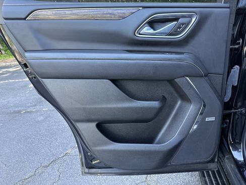 Certified 2023 Chevrolet Tahoe Premier w/ Premium Package 2 AWD/4WD image 21