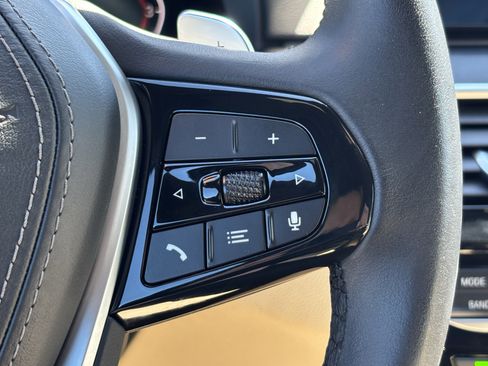 Certified 2023 BMW 530i w/ Premium Package image 20