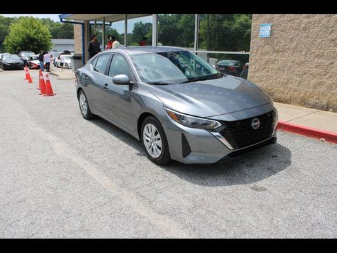 Used 2024 Nissan Sentra S FWD image 1