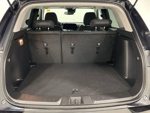 Used 2025 Chevrolet TrailBlazer LT w/ LT Cold Weather Package image 5