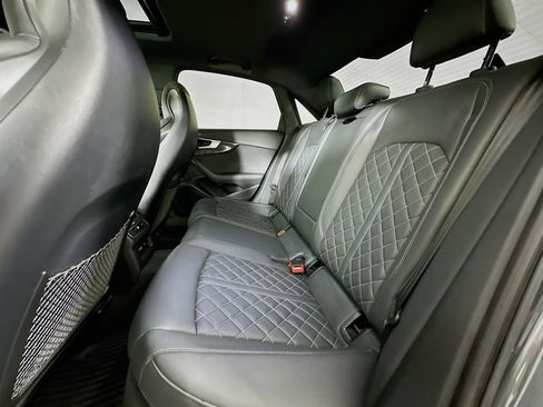 Used 2023 Audi S4 Premium Plus w/ Premium Plus Package AWD/4WD image 4