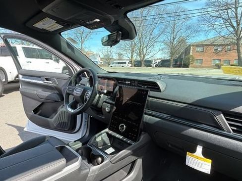 New 2026 GMC Terrain Elevation w/ Elevation Premium Package AWD/4WD image 28