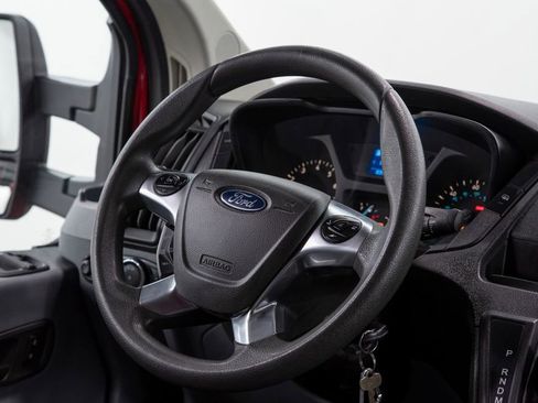 Used 2018 Ford Transit 150 130 Low Roof RWD image 18