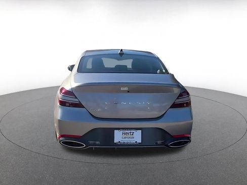 Used 2025 Genesis G70 2.5T image 12