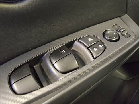 Used 2025 Nissan Sentra SV w/ All-Weather Package FWD image 27