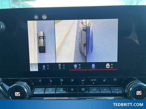 Used 2023 GMC Canyon Denali image 36