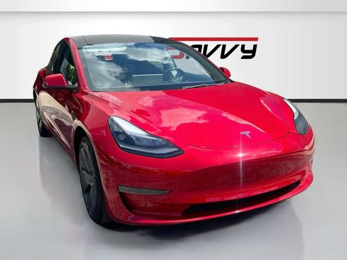 Used 2023 Tesla Model 3 Standard Range RWD image 1