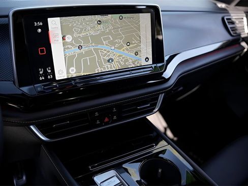 Used 2024 Volkswagen Atlas Cross Sport SEL Premium R-Line image 17