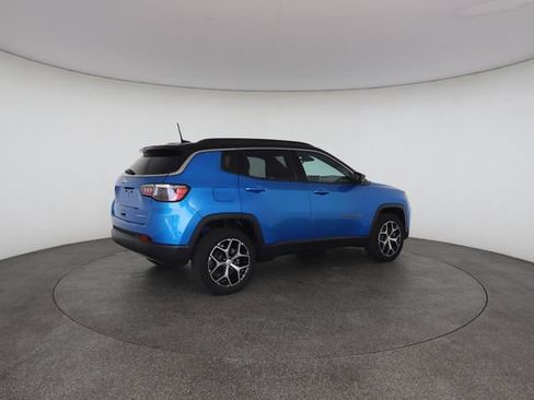 Used 2024 Jeep Compass Limited AWD/4WD image 20