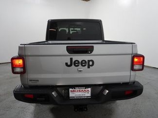 New 2023 Jeep Gladiator Sport video 3