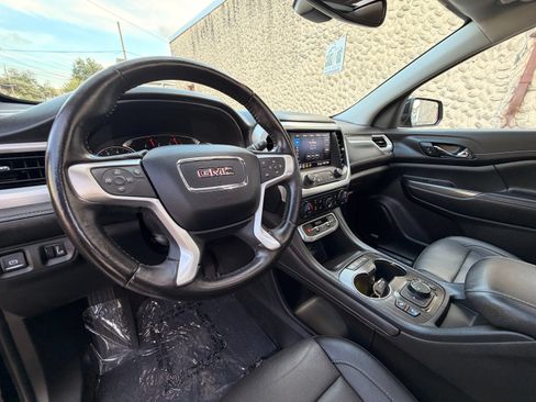 Used 2020 GMC Acadia SLT w/ Premium Package AWD/4WD image 16