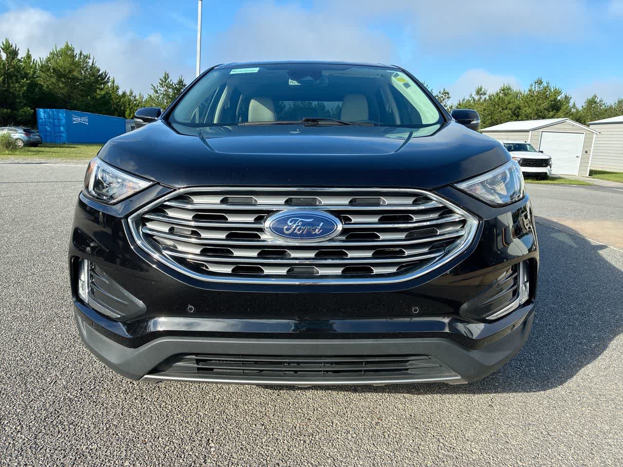 Used 2023 Ford Edge Titanium w/ Cargo Accessory Package AWD/4WD image 31