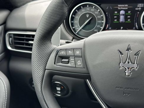 New 2023 Maserati Levante Modena AWD/4WD image 9