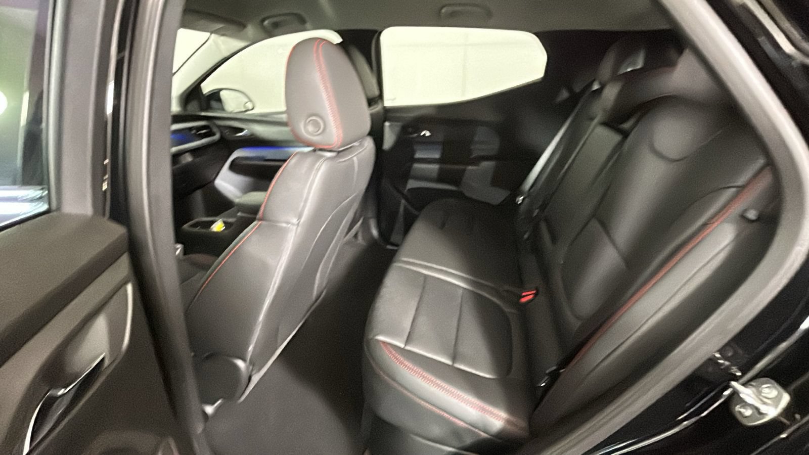 Used 2027 Chevrolet Bolt RS FWD image 31