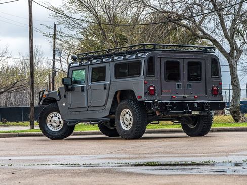 Used 2004 HUMMER H1 4-Door Wagon AWD/4WD image 6