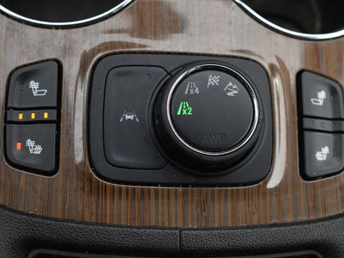 Used 2021 GMC Acadia SLE w/ Driver Convenience Package image 33