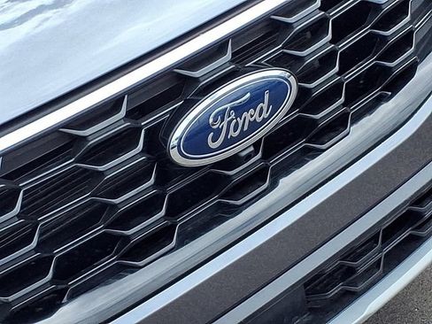 Used 2025 Ford Escape ST-Line Select AWD/4WD image 31