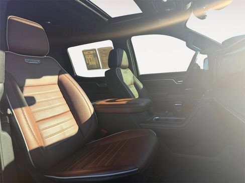 Used 2023 GMC Sierra 1500 Denali Ultimate image 15