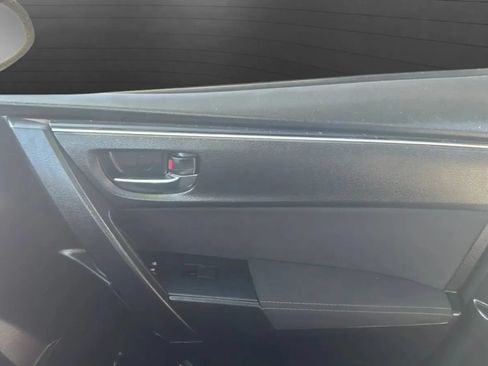 Used 2019 Toyota Corolla LE FWD image 20