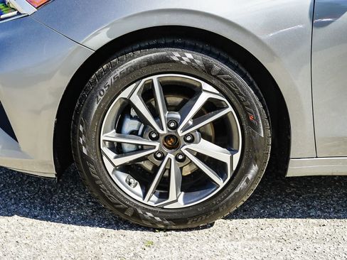 Used 2022 Kia Forte LXS image 6