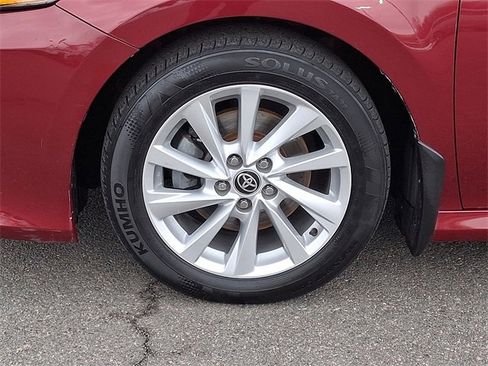 Certified 2021 Toyota Camry LE image 8