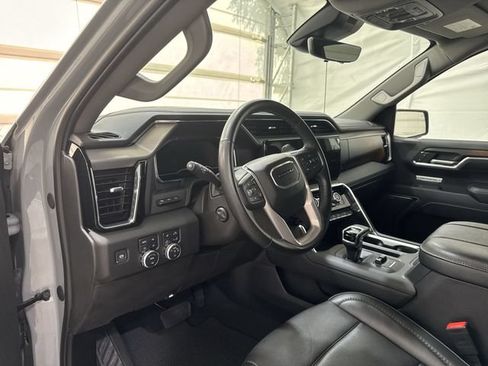 Used 2024 GMC Sierra 1500 Denali w/ Denali Reserve Package AWD/4WD image 10
