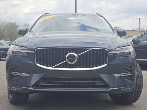 Used 2023 Volvo XC60 B5 Core w/ Climate Package AWD/4WD image 12