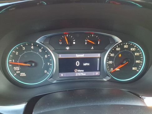 Used 2023 Chevrolet Traverse LT image 16