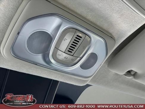 Used 2024 RAM ProMaster 3500 w/ Delivery Van Package FWD image 32