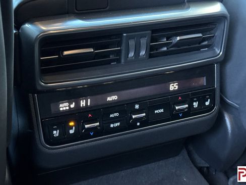 Used 2023 Lexus LX 600 4WD w/ Interior Upgrade Package image 15