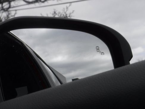 Used 2023 Honda HR-V Sport image 25