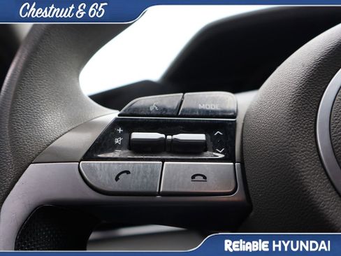 Used 2022 Hyundai Elantra SEL FWD image 26
