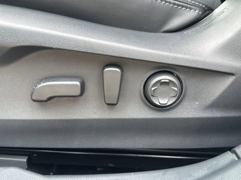 Used 2025 Subaru Legacy Limited image 13