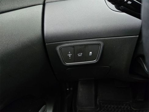 Used 2022 Hyundai Tucson Limited w/ Cargo Package image 17