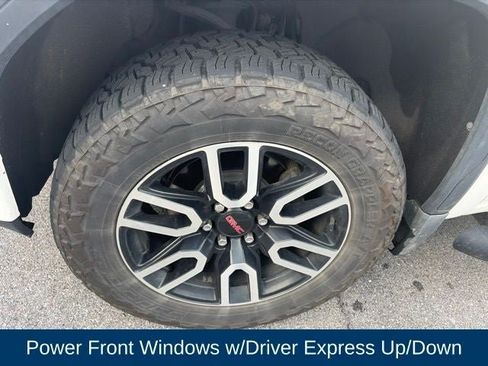 Used 2019 GMC Sierra 1500 AT4 w/ AT4 Preferred Package AWD/4WD image 29