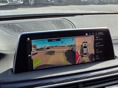 Used 2020 BMW 750i xDrive w/ M Sport Package image 40